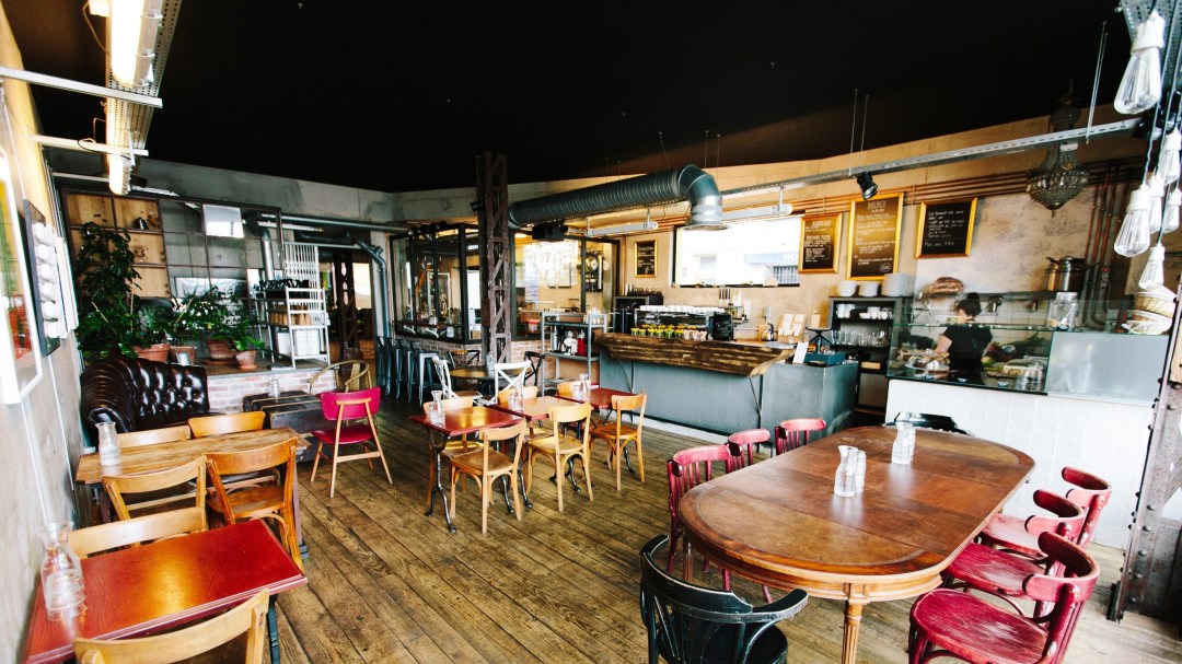 Picture of: Lomi — Café Review  Condé Nast Traveler