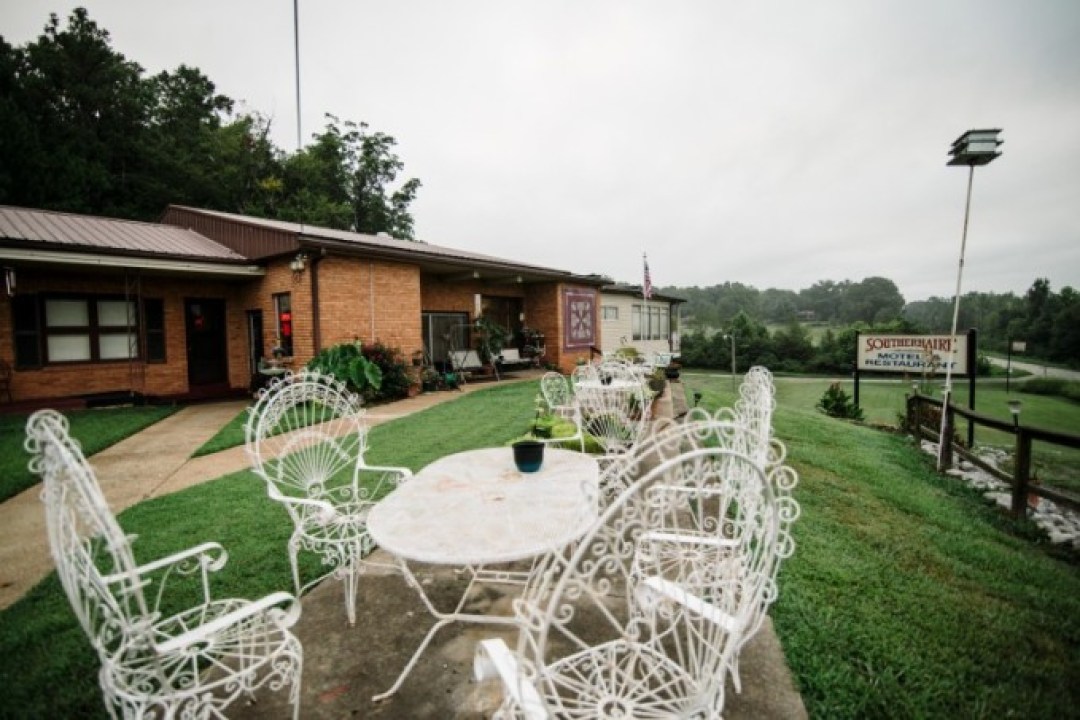 Picture of: Southernaire Motel and Restaurant  Tennessee River Valley