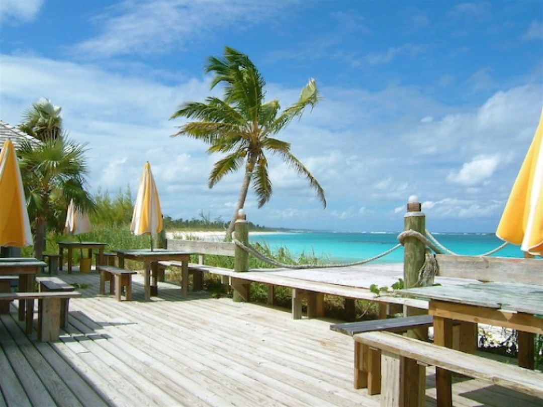 Picture of: Tippy’s Restaurant & Beachside Bar  The Bahamas
