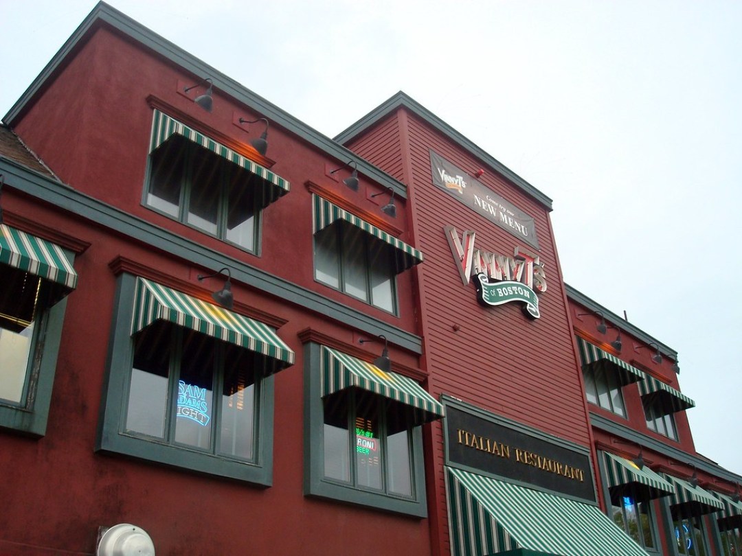 Picture of: Vinny T’s  The Vinny T’s of Boston in Shrewsbury, Massachus  Flickr