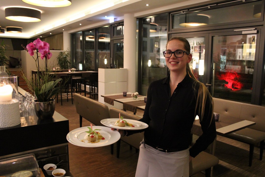Picture of: Das Restaurant Essence – eine echte Überraschung in Pasing!  Mit